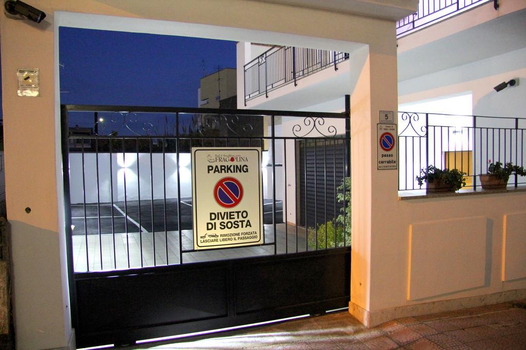 Fragolina B&B Furci Siculo Bagian luar foto